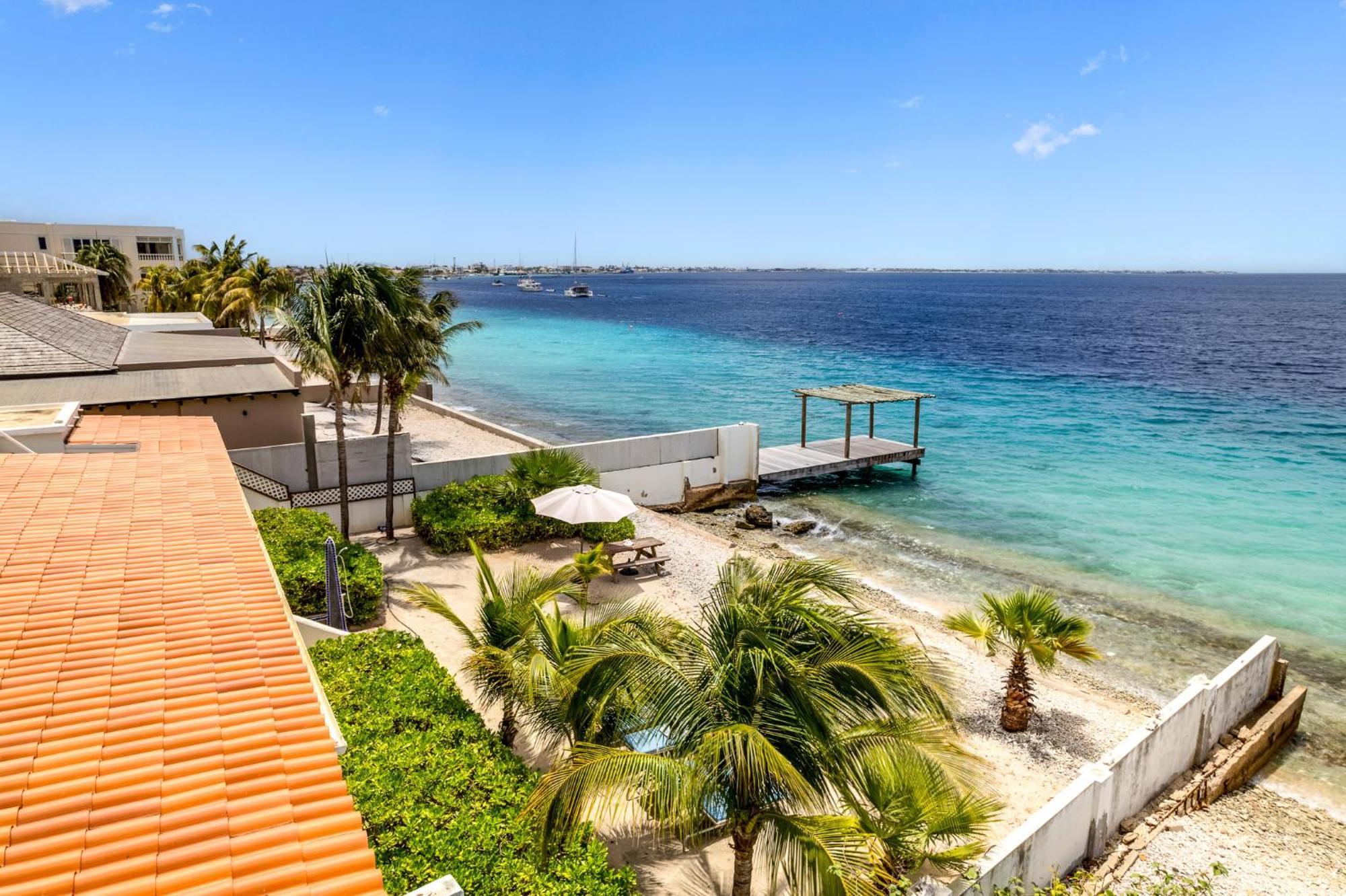 Oceanfront - Villa Port Of Call - Playa Exteriör bild