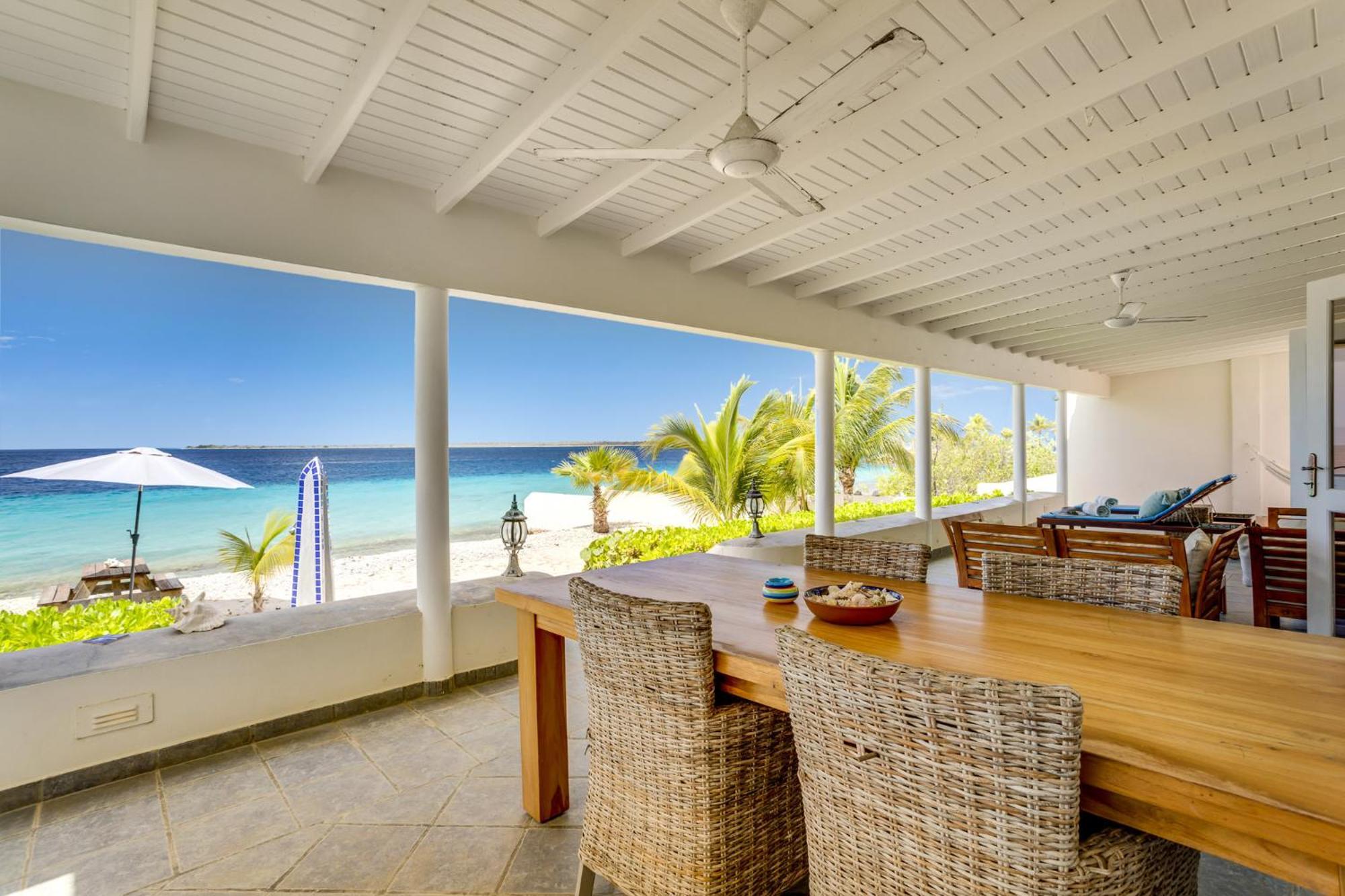 Oceanfront - Villa Port Of Call - Playa Exteriör bild
