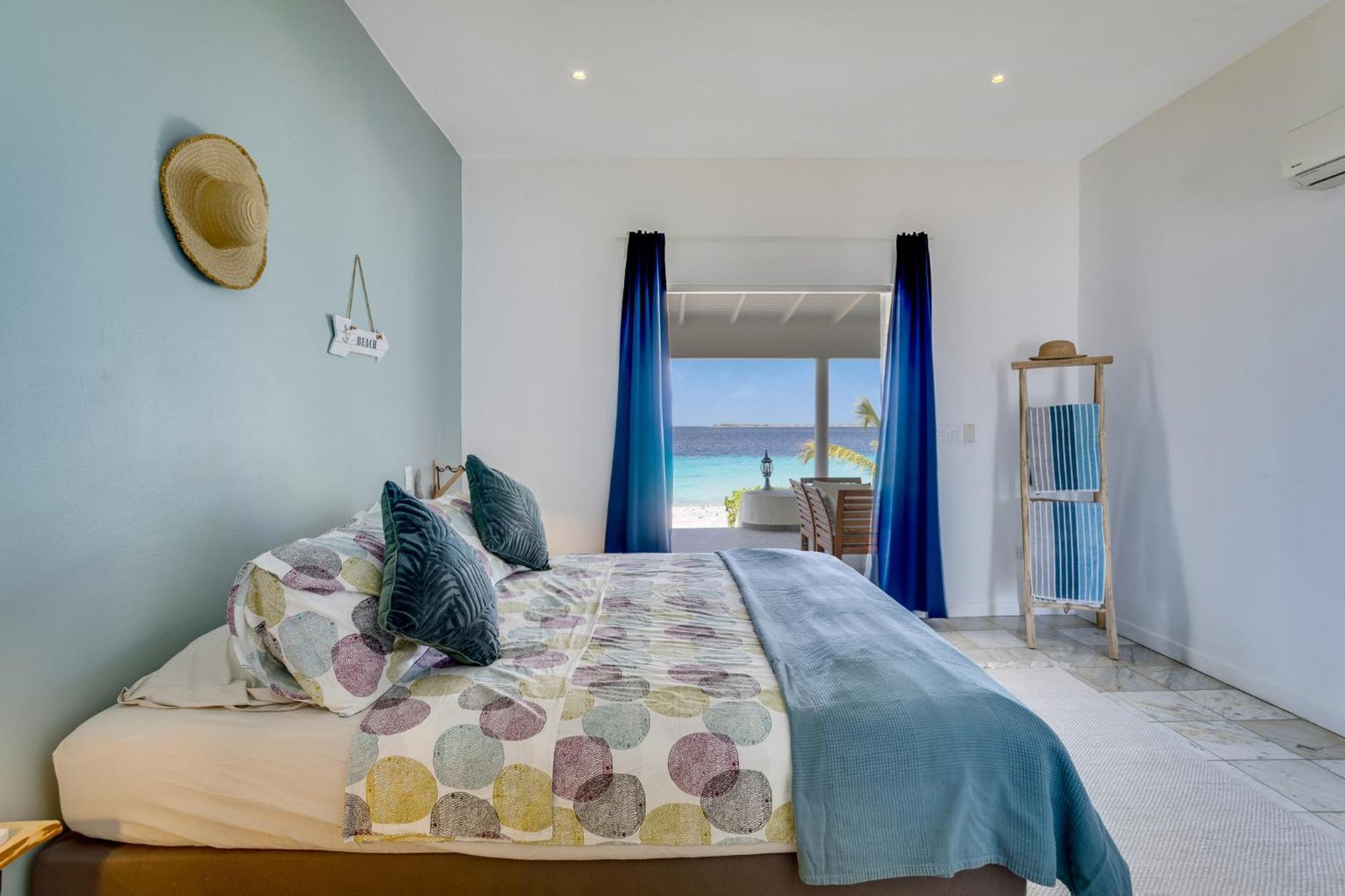 Oceanfront - Villa Port Of Call - Playa Exteriör bild