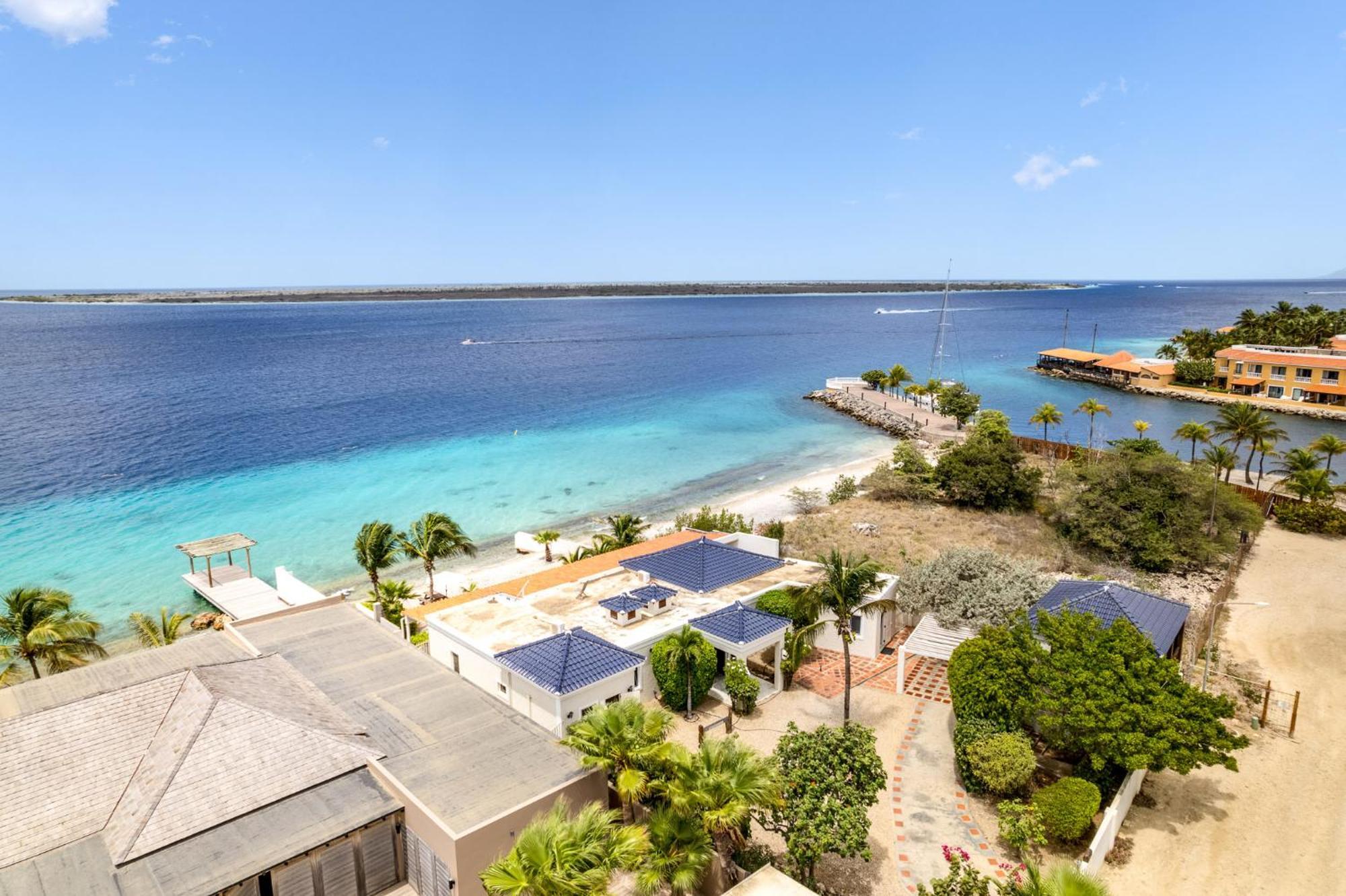 Oceanfront - Villa Port Of Call - Playa Exteriör bild