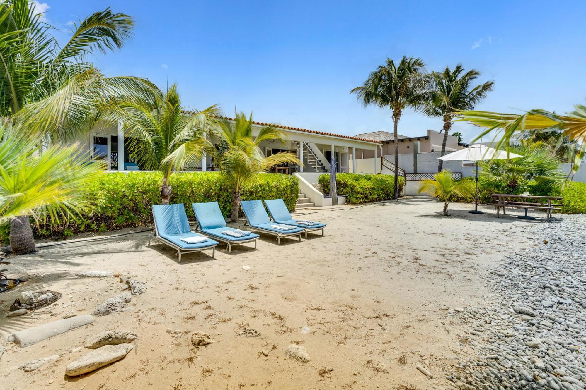 Oceanfront - Villa Port Of Call - Playa Exteriör bild